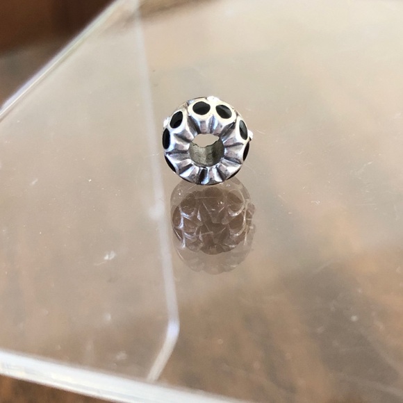 Retired Vintage Brighton RING OF FLOWERS spacer bead - Picture 3 of 14